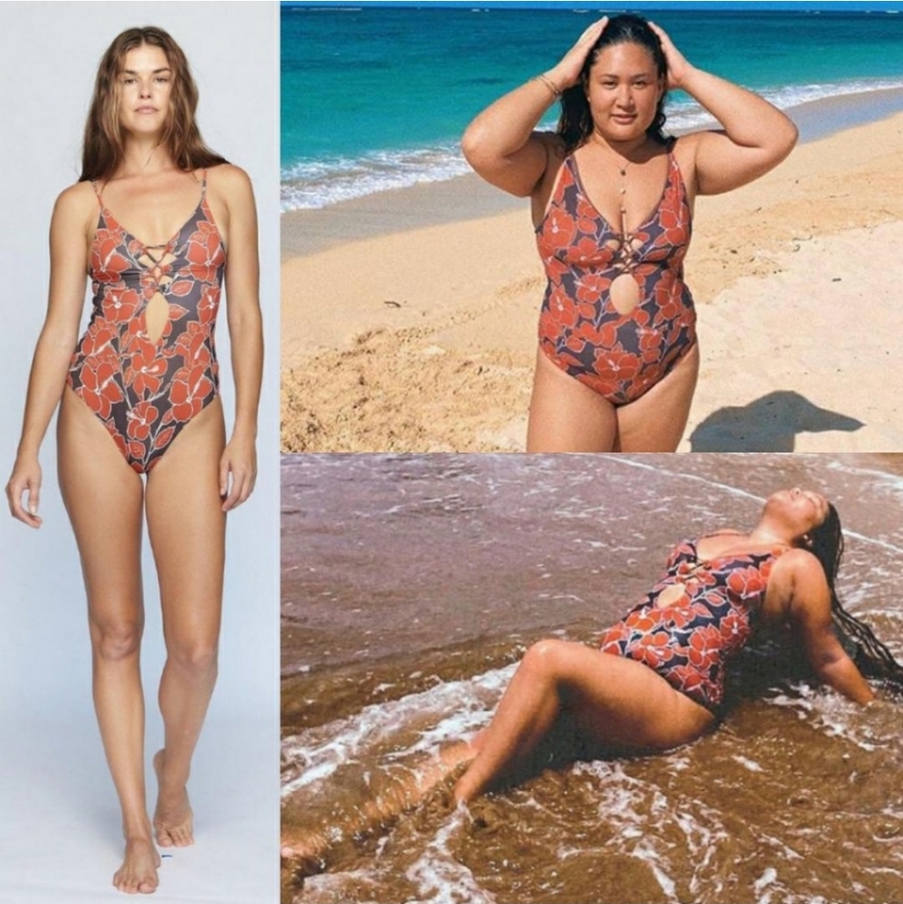 New acacia mid pacific kokomo one-piece S swimwear hibiscus red black floral NWT - Picture 11 of 11